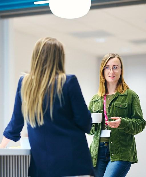 Reckitt Warsaw Reportage 17 9 25 16213 Web Res